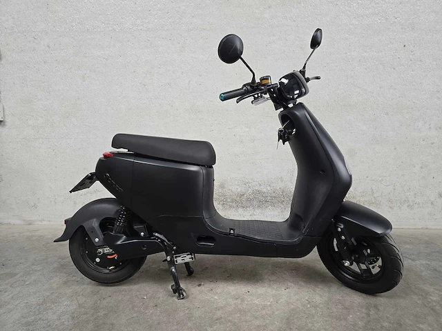 Senzo - bromscooter - balance - 45km uitvoering flj17f - afbeelding 2 van  8