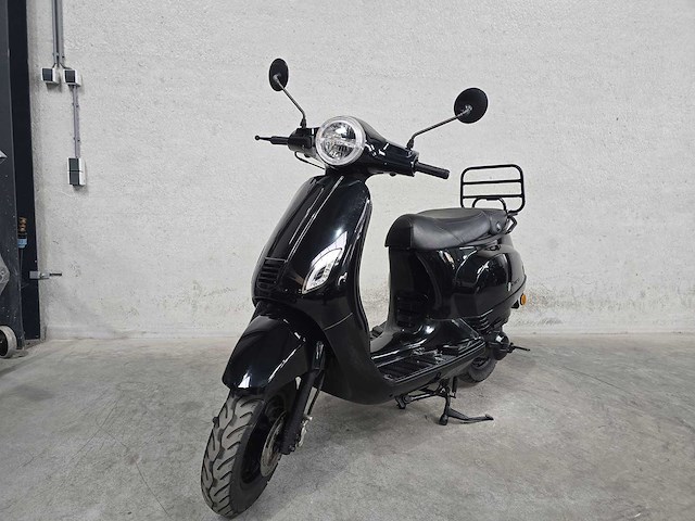 Senzo - bromscooter - riva exclusief - 4t 45km uitvoering dxv37l - afbeelding 3 van  7