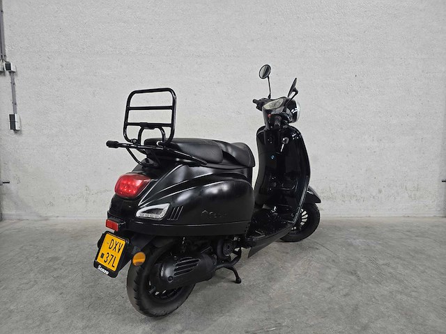 Senzo - bromscooter - riva exclusief - 4t 45km uitvoering dxv37l - afbeelding 5 van  7