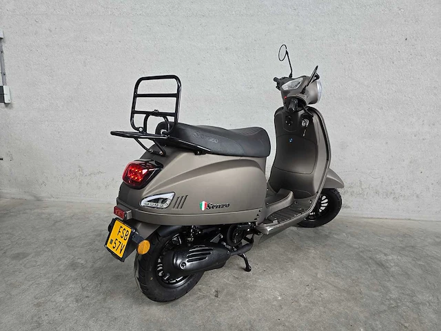 Senzo - bromscooter - rivalux - 4t 45km uitvoering fsb57v - afbeelding 5 van  7