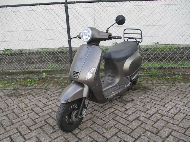 Senzo - snorscooter - rivalux - scooter - afbeelding 4 van  11