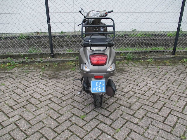 Senzo - snorscooter - rivalux - scooter - afbeelding 10 van  11