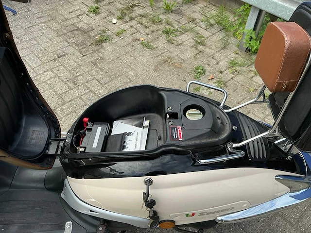 Senzo grande retro gt2 snorscooter - afbeelding 10 van  10