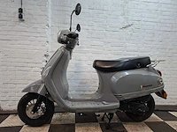 Senzo riva lux 25 km snorscooter 4takt