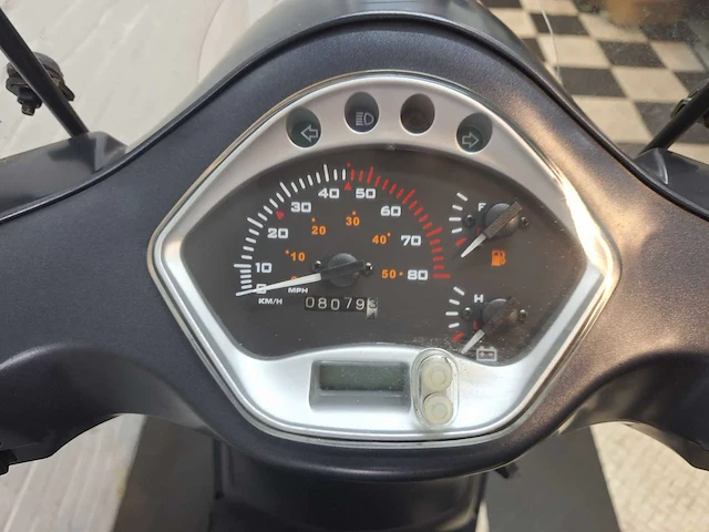 Senzo riva lux r 25 km snorscooter 4takt - afbeelding 4 van  7