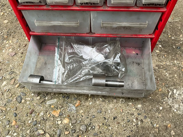 Serdi err 50 klepzittings bewerkingsmachine - afbeelding 17 van  24