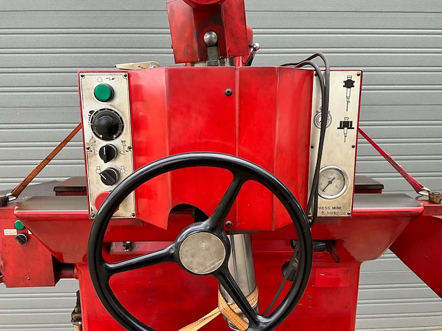Serdi err 50 klepzittings bewerkingsmachine - afbeelding 21 van  24