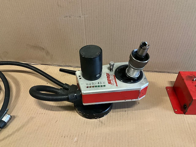 Serdi pro sl 1000 klepzitting bewerkingmachine - afbeelding 1 van  8