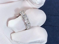 Serpenti viper ring 18 karat white gold full pave diamond , bvlgari , 2018 - afbeelding 7 van  9