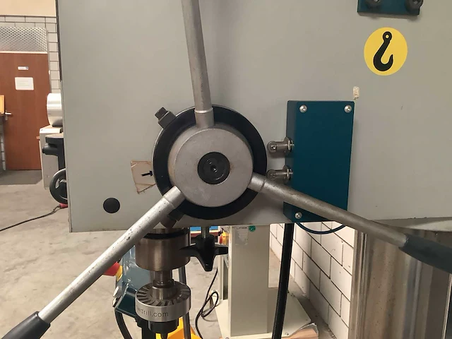 Serrmac - tco 28 - kolomboormachine - afbeelding 4 van  8