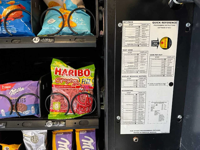 Serv-o-matic - 3169a - snack - vending machine - afbeelding 11 van  12