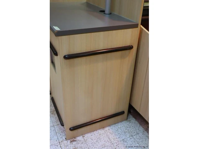 Serveerstation v.v. afvalsysteem - 100x65x125cm - afbeelding 5 van  5