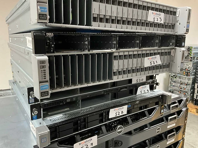 Server - cisco - ucs c240 m4 - 2x e5-2660 v3 - afbeelding 1 van  4
