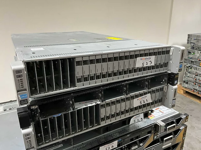 Server - cisco - ucs c240 m4 - 2x e5-2660 v3 - afbeelding 1 van  4