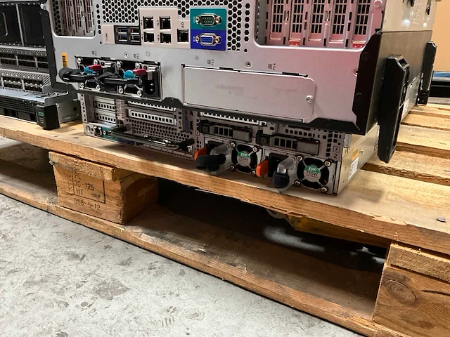 Server - dell - nx3230 - afbeelding 2 van  2