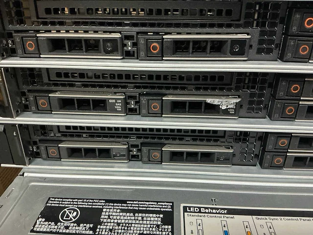 Server - dell - r340 1x e-2124 - afbeelding 4 van  4