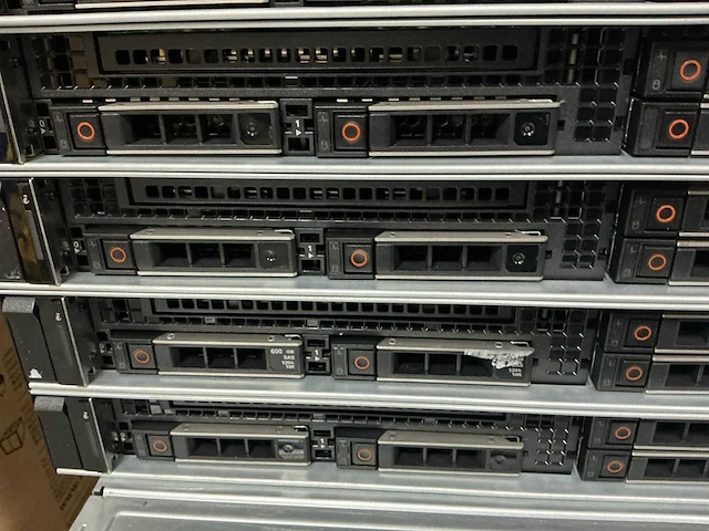 Server - dell - r340 1x e-2124 - afbeelding 3 van  4