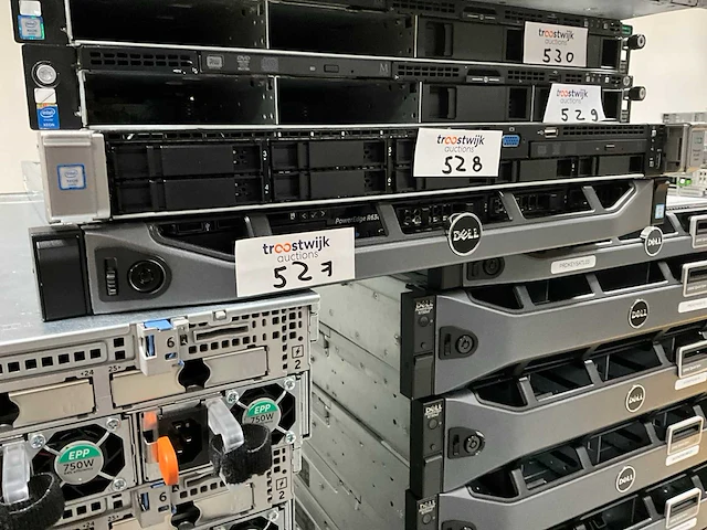 Server - dell - r630 - cto - afbeelding 1 van  6