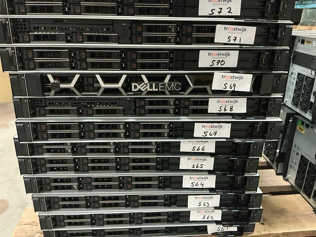 Server - dell - r640 - gold 6136 - afbeelding 3 van  3