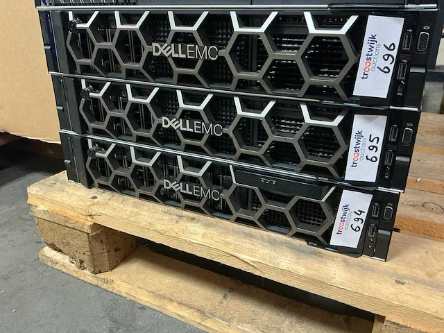 Server - dell - r740 2x gold 5115 - afbeelding 1 van  3