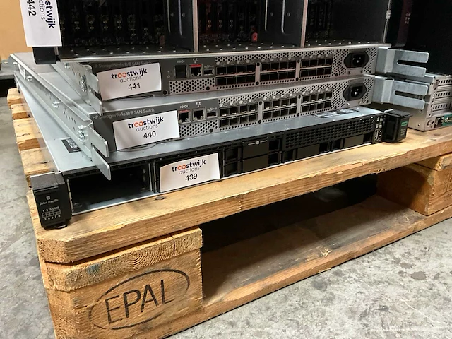 Server - hp - dl360 g10 2x silver 4210 - afbeelding 1 van  2