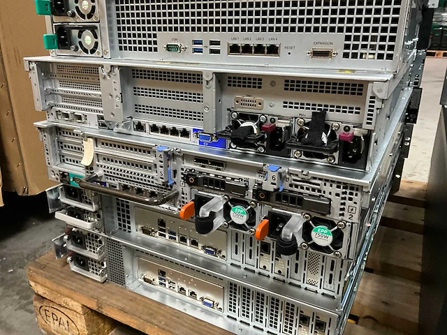 Server - hp - dl380 gen 10 - silver 4208 - afbeelding 2 van  2