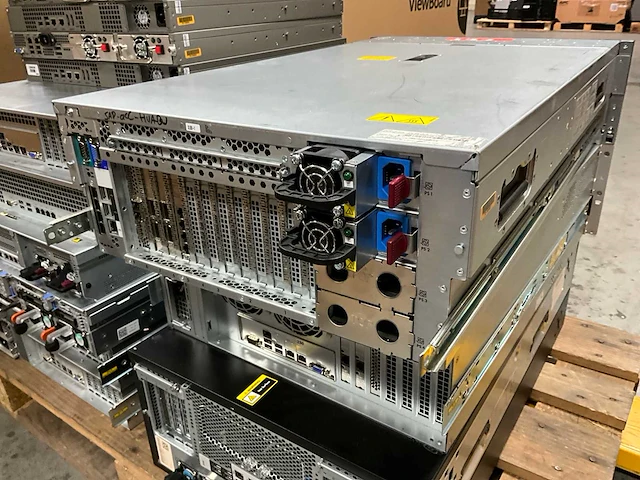 Server - hp - dl580 g9 - 2x e7-8880 v3 - afbeelding 3 van  3