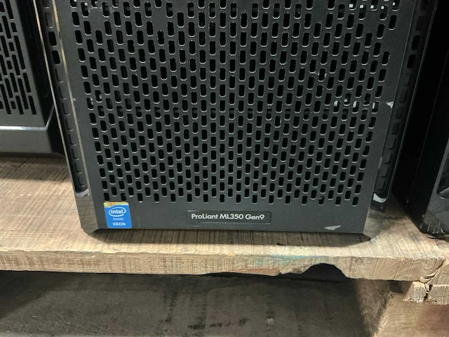 Server - hp - ml350 g9 - 2x e5-2620 v3 - afbeelding 3 van  4
