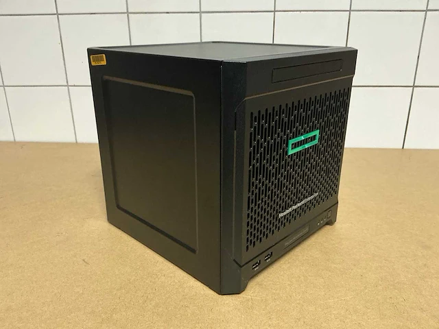 Server - hp - proliant microserver gen10 - afbeelding 1 van  3