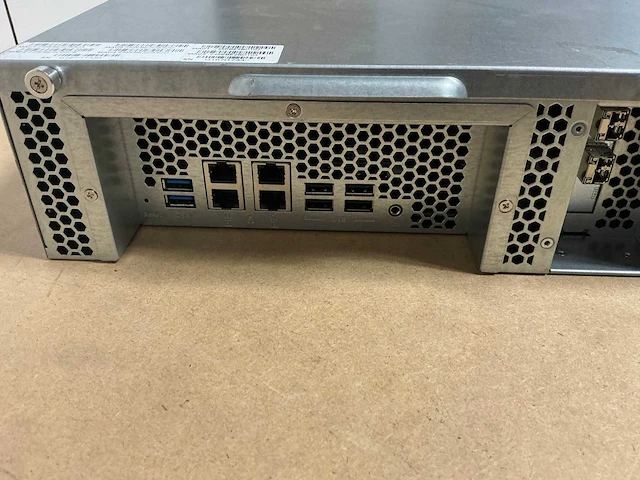 Server - qnap - ts 873u-rp - afbeelding 5 van  6