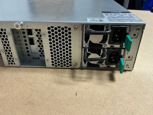 Server - qnap - ts-873u-rp - afbeelding 6 van  7