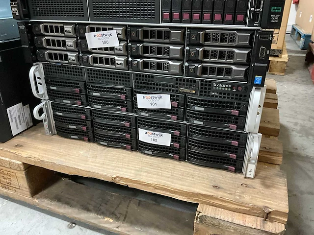 Server - supermicro - cse-826 - gold 6130 - afbeelding 1 van  2