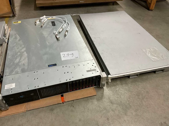 Server 19” rack (2x) - afbeelding 2 van  8