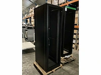Server kabinet - afbeelding 1 van  4