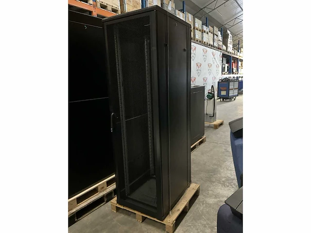 Server kabinet - afbeelding 2 van  4