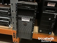 Server - afbeelding 2 van  2