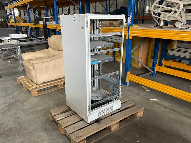 Serverkast - afbeelding 1 van  7