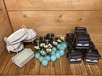 Servetdispensers en tafel decoratie - afbeelding 1 van  5