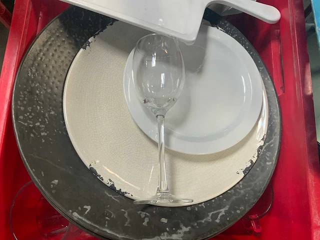 Servies en glaswerk - afbeelding 3 van  5