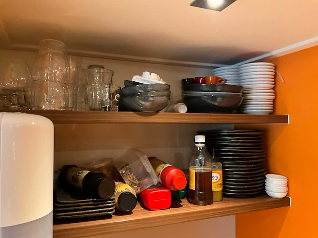 Servies, glaswerk en bestek - afbeelding 6 van  17