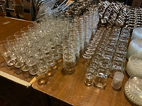 Servies, glaswerk en bestek - afbeelding 5 van  6