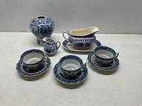 Servies - afbeelding 1 van  9