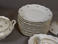 Servies - afbeelding 3 van  6