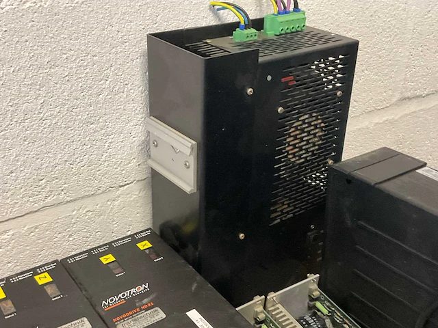 Servo controllers en divers - afbeelding 7 van  7