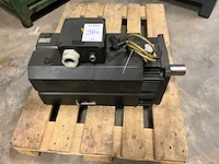 Servo motor - afbeelding 1 van  6