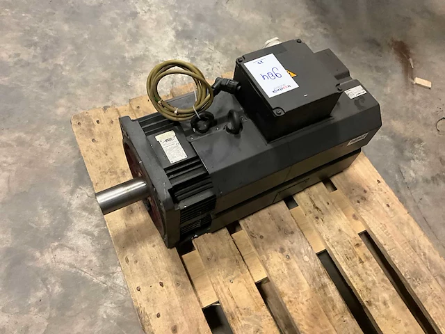 Servo motor - afbeelding 2 van  6