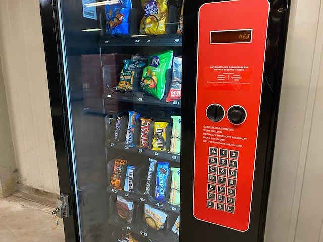 Servomatic - 3073 - snoepautomaat - vending machine - afbeelding 10 van  14