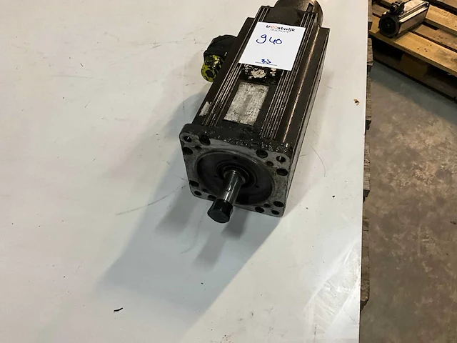 Servomotor - afbeelding 2 van  4