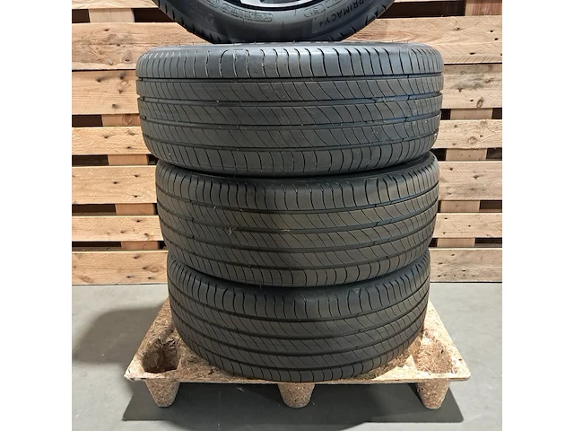 Set 19" velgen kia, met banden michelin primacy 4, 2023 - afbeelding 7 van  13