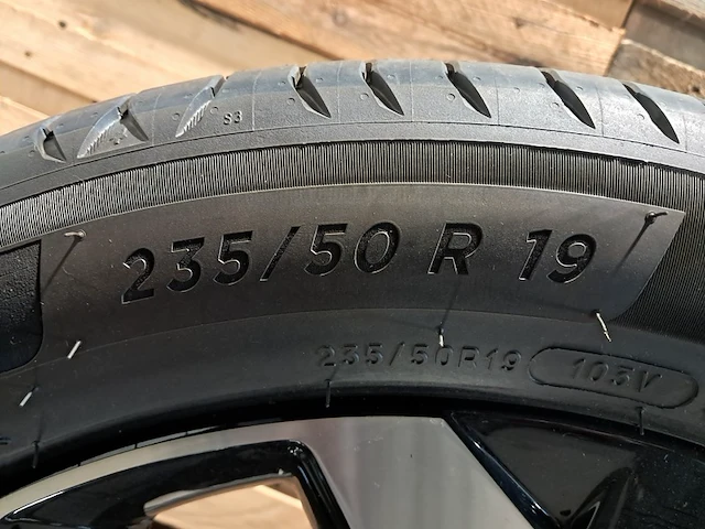 Set 19" velgen kia, met banden michelin primacy 4, 2023 - afbeelding 11 van  13